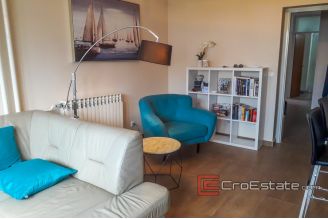 09 2026 45 Split apartment for sale