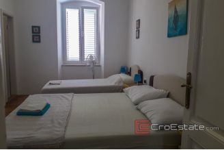 09 2026 46 Split apartment for sale