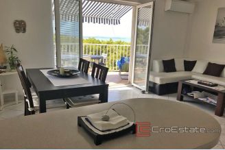 001 4975 30 island brac apartment with sea view for sale