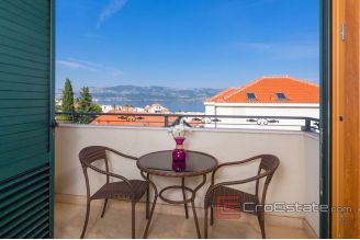 020 4974 30 island ciovo apartment with sea view for sale