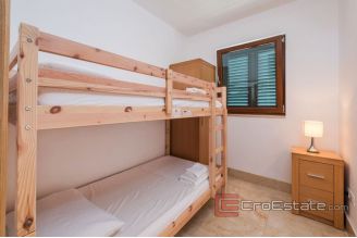 020 4974 30 island ciovo apartment with sea view for sale