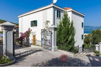 020 4974 30 island ciovo apartment with sea view for sale