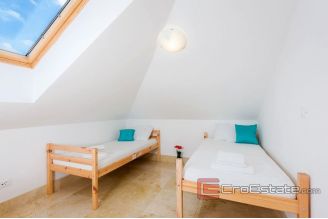 020 4974 30 island ciovo apartment with sea view for sale