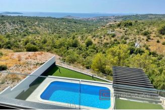 018 2022 219 primosten villa with panoramic view for sale