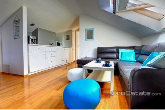 12 4973 30 Brac apartment for sale