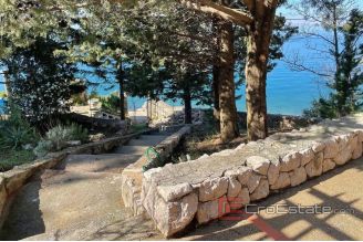 017 2021 233 near zadar house by the sea for sale