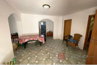 017 2021 233 near zadar house by the sea for sale