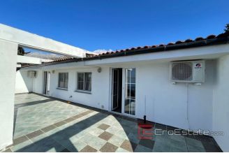 017 2021 233 near zadar house by the sea for sale