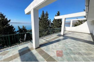 017 2021 233 near zadar house by the sea for sale