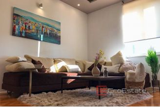 13 2025 30 Split apartment for sale