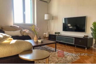 13 2025 30 Split apartment for sale