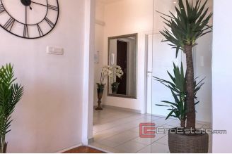 13 2025 30 Split apartment for sale