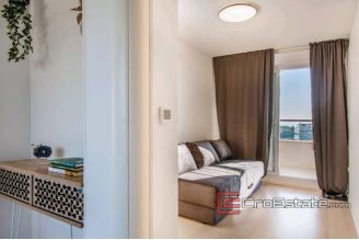 20 2013 123 Split area apartment sea view for sale
