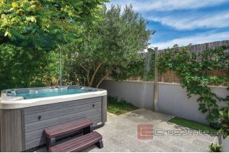 020 2021 232 kastela villa with swimming pool for sale