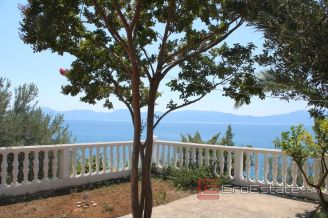 020 2021 229 near makarska small house by the sea for sale
