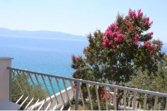 020 2021 229 near makarska small house by the sea for sale