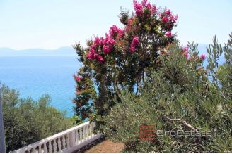 020 2021 229 near makarska small house by the sea for sale
