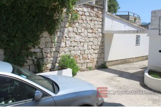 020 2021 229 near makarska small house by the sea for sale