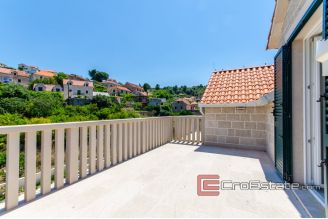 15 2011 88 Brac house sea view for sale