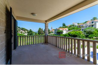 15 2011 88 Brac house sea view for sale