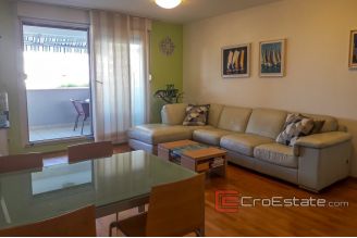 12 2026 32 Split apartment for sale
