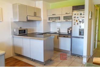 12 2026 32 Split apartment for sale