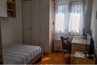 12 2026 32 Split apartment for sale