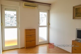 09 2025 28 Split apartment for sale