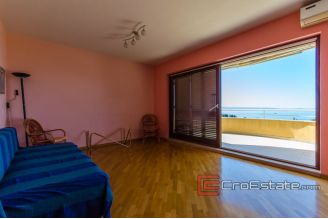15 2013 92 Split 3 bedroom apartment for sale