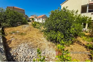 06 2016 418 Marina land sea view for sale