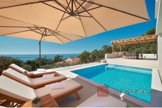 20 2025 27 Hvar villa sea view for sale