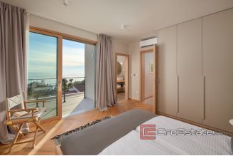 20 2025 27 Hvar villa sea view for sale