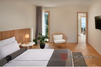 20 2025 27 Hvar villa sea view for sale