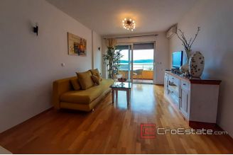 07 2016 413 Ciovo apartment sea view for sale