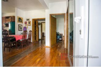 15 2019 119 Split area house for sale