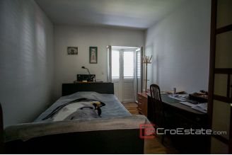 15 2019 119 Split area house for sale