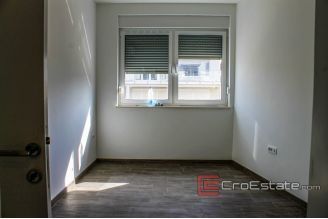 06 4968 30 Korcula apartment for sale