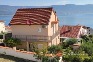 001 2016 411 island ciovo house with sea view for sale
