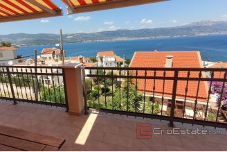 017 2016 411 island ciovo house with sea view for sale