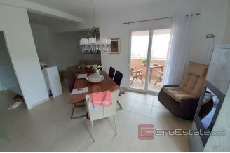 017 2016 411 island ciovo house with sea view for sale