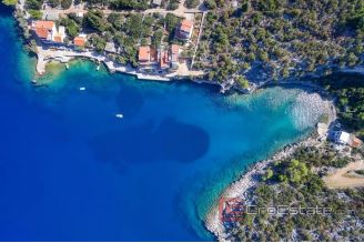008 2016 410 island hvar land plot for sale