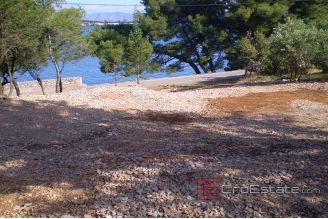 008 2016 410 island hvar land plot for sale
