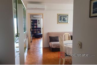 08 2025 23 Split apartment for sale