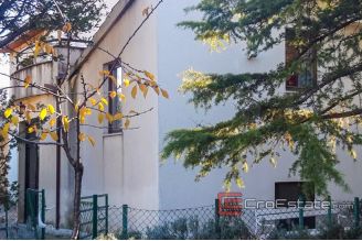 13 2019 117 Splt area for sale