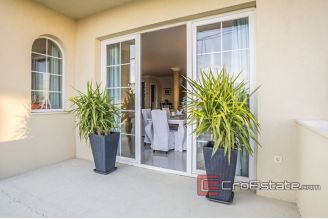 20 2019 118 Splt area villa for sale