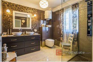20 2019 118 Splt area villa for sale