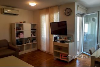 09 2026 27 Split apartment for sale