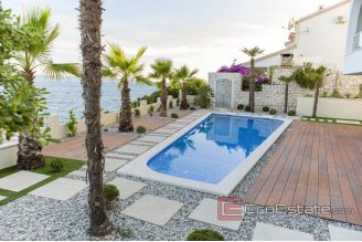 010 2022 214 island ciovo seafront villa for sale