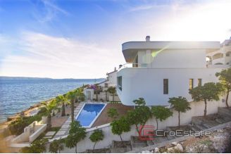 010 2022 214 island ciovo seafront villa for sale