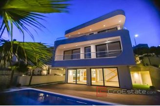 010 2022 214 island ciovo seafront villa for sale